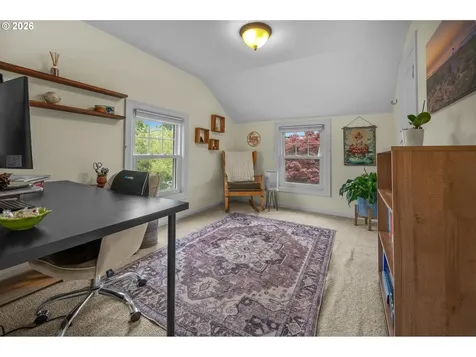 2724 SE 70th Avenue Portland OR 97206
