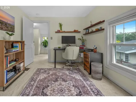 2724 SE 70th Avenue Portland OR 97206