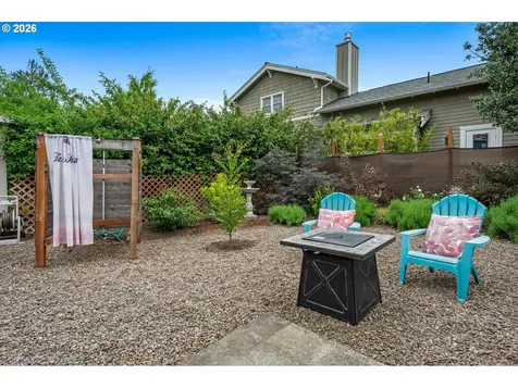 2724 SE 70th Avenue Portland OR 97206