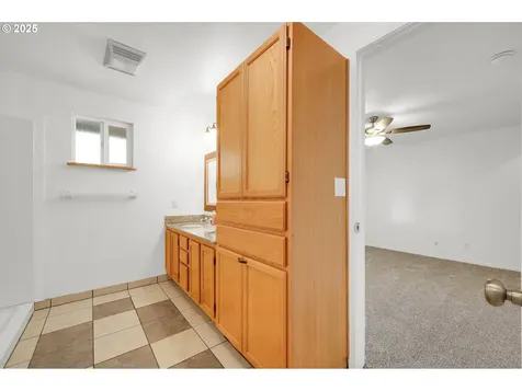 645 Meadow Lane Creswell OR 97426
