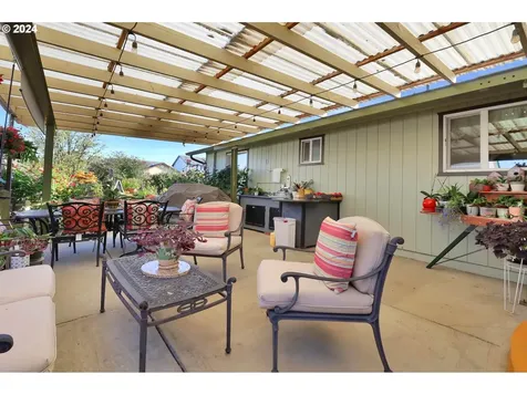 645 Meadow Lane Creswell OR 97426