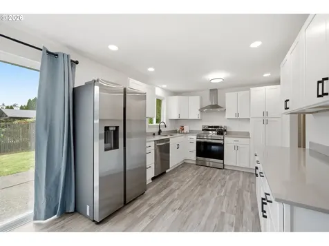 10207 NE 8th Street Vancouver WA 98664