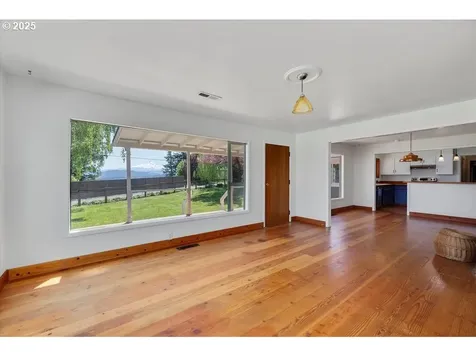 11081 Cook Underwood Road Underwood WA 98651