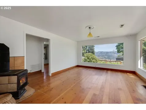 11081 Cook Underwood Road Underwood WA 98651
