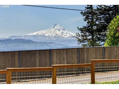 11081 Cook Underwood Road Underwood WA 98651
