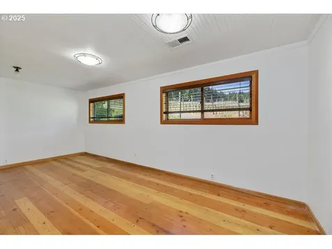 11081 Cook Underwood Road Underwood WA 98651