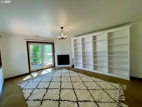11081 Cook Underwood Road Underwood WA 98651