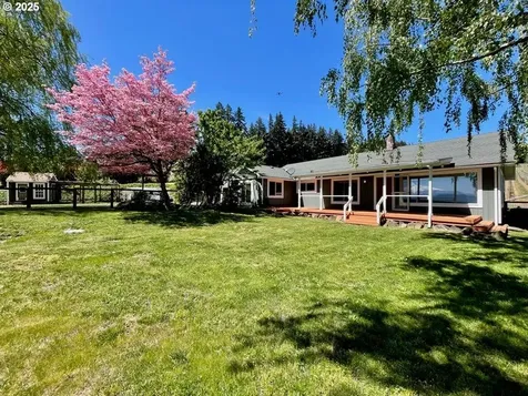 11081 Cook Underwood Road Underwood WA 98651