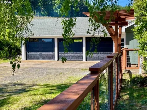 11081 Cook Underwood Road Underwood WA 98651