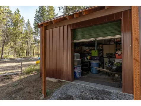 16585 Gray Wolf Lane Bend OR 97707