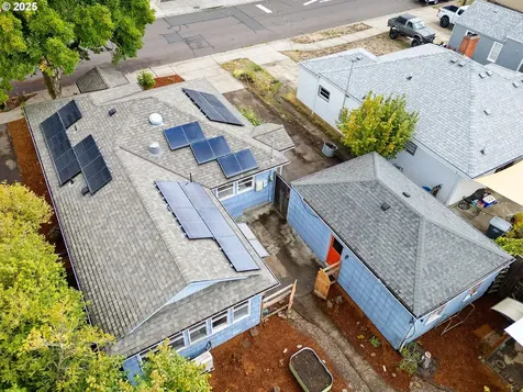 154 NW Garibaldi Street Hillsboro OR 97124