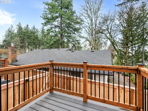 5211 SW Vacuna Street Portland OR 97219