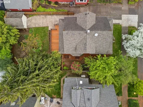 5805 N Burrage Avenue Portland OR 97217