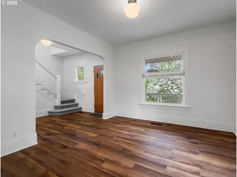 5805 N Burrage Avenue Portland OR 97217
