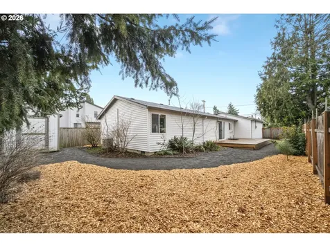 8724 N Woolsey Avenue Portland OR 97203