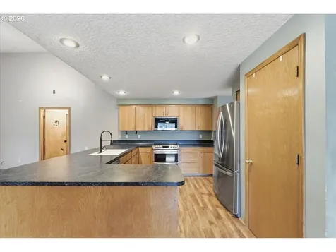 13818 NE 45th Street Vancouver WA 98682