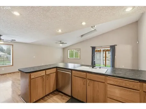 13818 NE 45th Street Vancouver WA 98682
