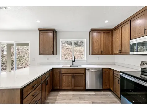 65 Bangle Court Cottage Grove OR 97424