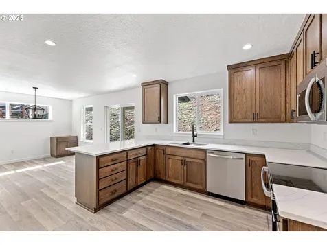 65 Bangle Court Cottage Grove OR 97424