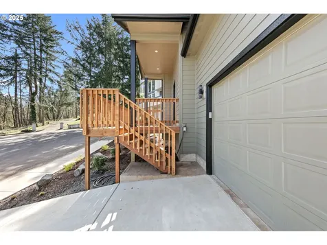 65 Bangle Court Cottage Grove OR 97424