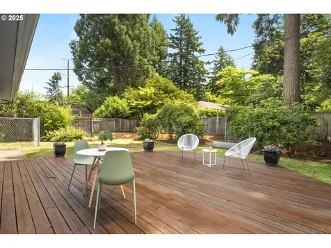 1070 SW Portola Avenue Portland OR 97225