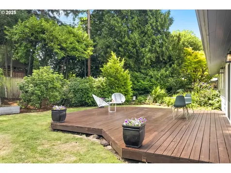 1070 SW Portola Avenue Portland OR 97225