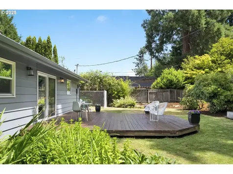 1070 SW Portola Avenue Portland OR 97225