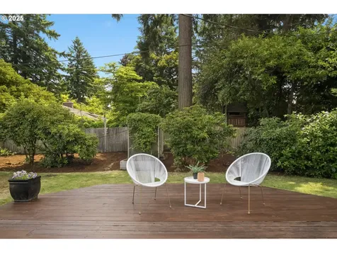 1070 SW Portola Avenue Portland OR 97225