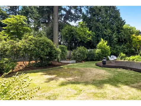 1070 SW Portola Avenue Portland OR 97225