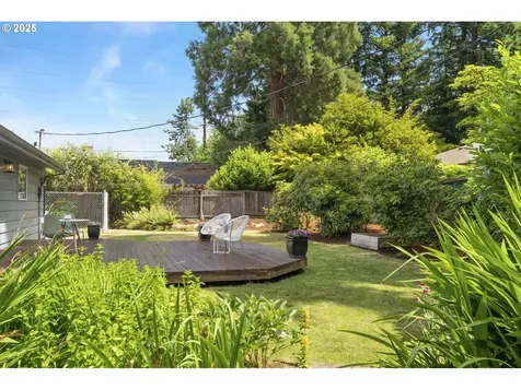1070 SW Portola Avenue Portland OR 97225