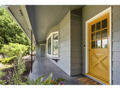 1070 SW Portola Avenue Portland OR 97225