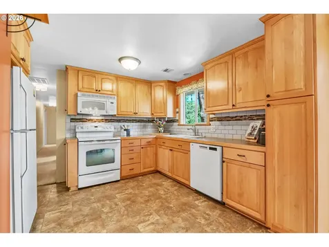1385 Beebe Lane Eugene OR 97404