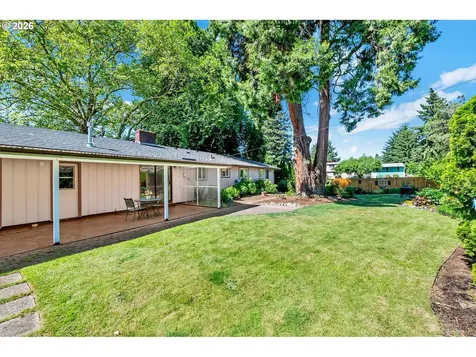 1385 Beebe Lane Eugene OR 97404