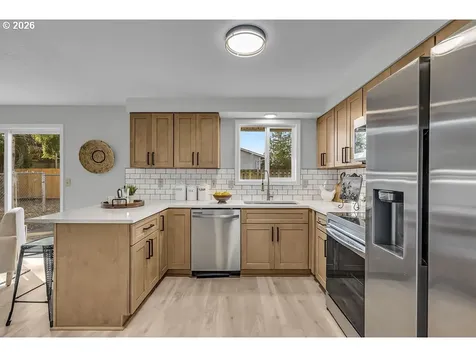 957 NE Kathryn Street Hillsboro OR 97124