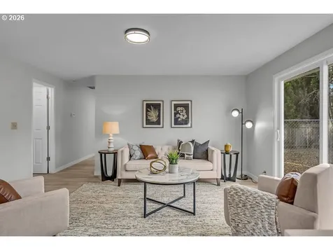 957 NE Kathryn Street Hillsboro OR 97124
