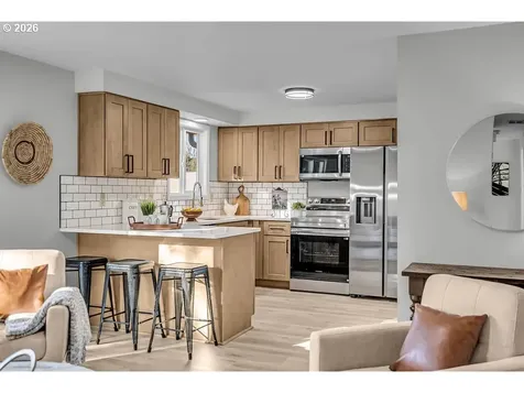 957 NE Kathryn Street Hillsboro OR 97124