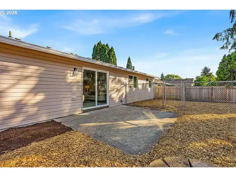 957 NE Kathryn Street Hillsboro OR 97124
