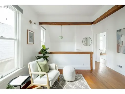126 NE Thompson Street Portland OR 97212