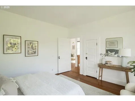 126 NE Thompson Street Portland OR 97212