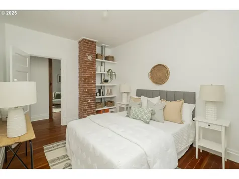 126 NE Thompson Street Portland OR 97212