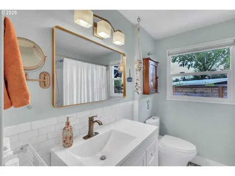9760 SW Inglewood Place Portland OR 97225
