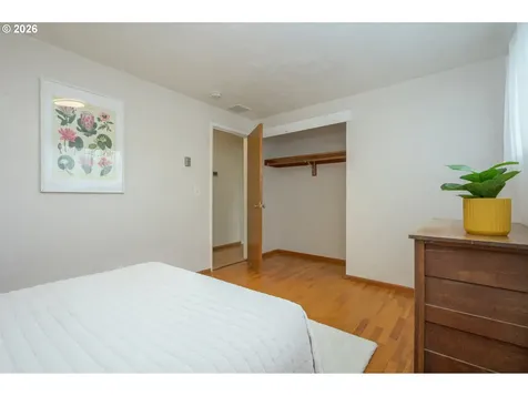 585 E 36th Avenue Eugene OR 97405