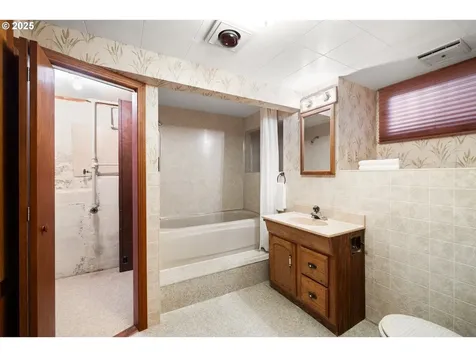 2924 NE 35th Avenue Portland OR 97212