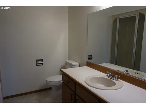 13819 NW 10th Court Vancouver WA 98685