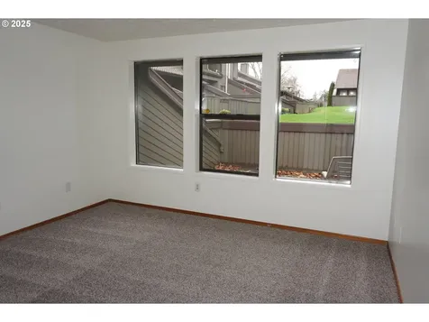 13819 NW 10th Court Vancouver WA 98685