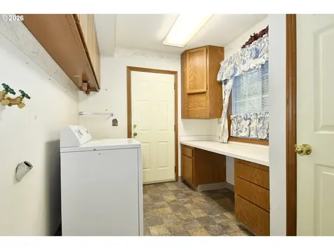 17915 Monticello Drive Gladstone OR 97027