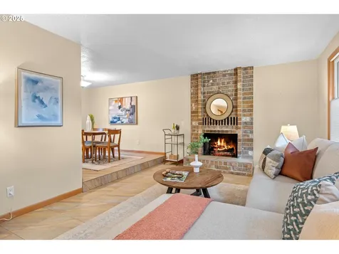 8617 SW Iroquois Drive Tualatin OR 97062