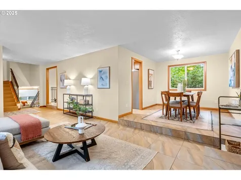 8617 SW Iroquois Drive Tualatin OR 97062