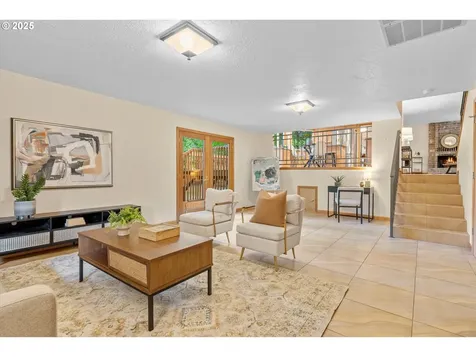 8617 SW Iroquois Drive Tualatin OR 97062