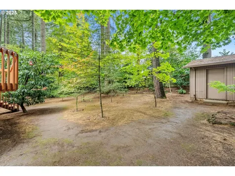 8617 SW Iroquois Drive Tualatin OR 97062